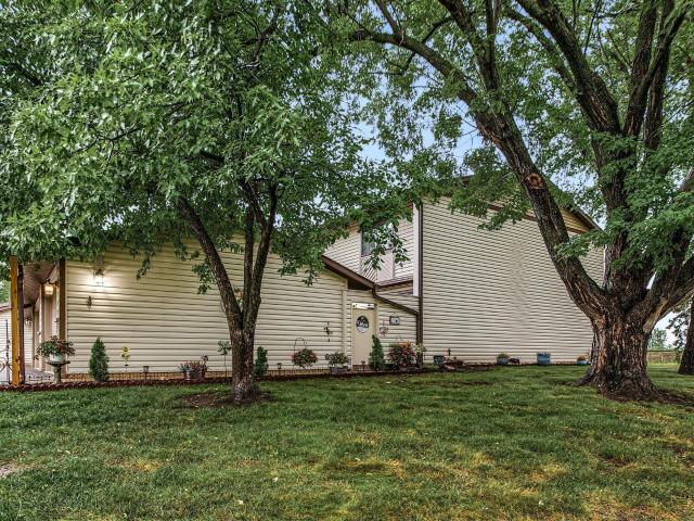 Townhouse for sale in Burnsville, Minnesota