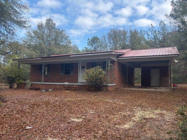 House for sale in Grove Hill, Alabama