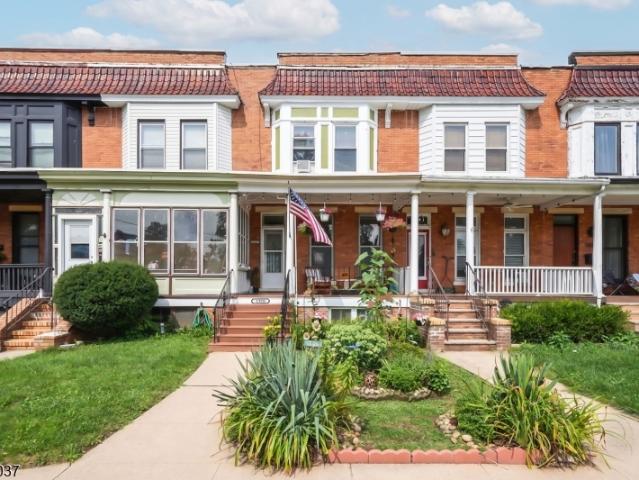 Townhouse for sale in Rahway, New Jersey