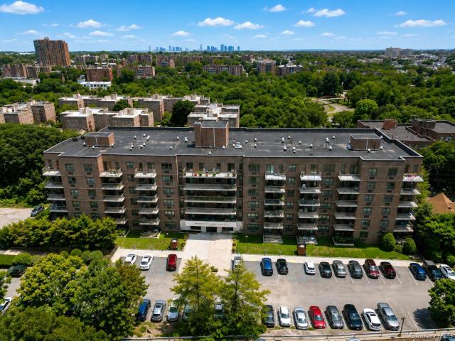 Condo for sale in Glenwood, New York