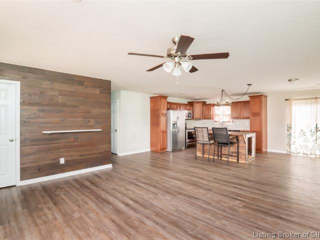 House for sale in Scottsburg, Scott County