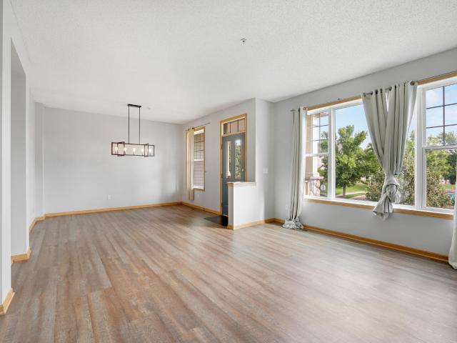 Townhouse for sale in Hennepin, Minnesota
