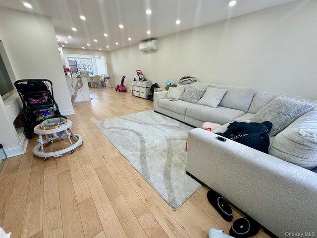 House for sale in Queens, Arverne