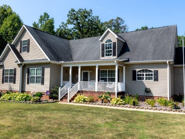 House for sale in Summerfield, North Carolina