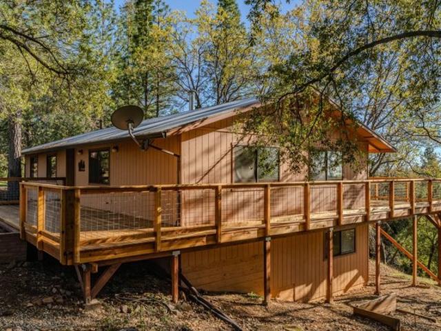House for sale in Pine Grove, California