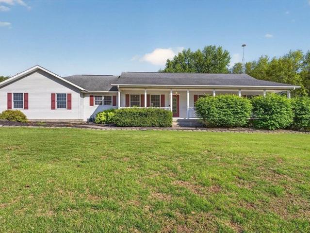 House for sale in Odon, Indiana