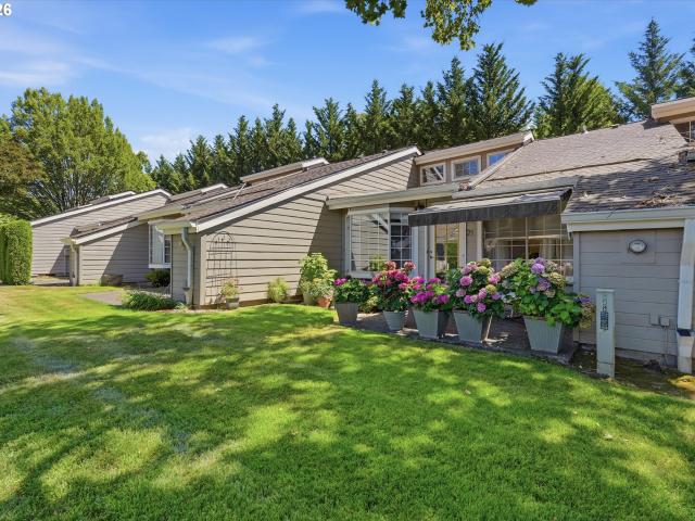 Condo for sale in Oregonia