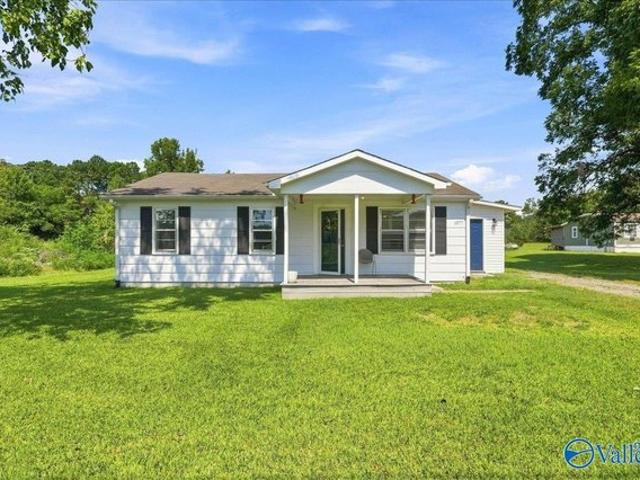 House for sale in Owens Cross Roads, Alabama