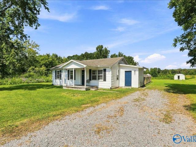 House for sale in Owens Cross Roads, Alabama