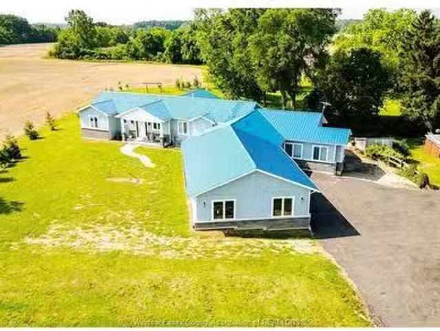 House for sale in Kingsville, Ontario