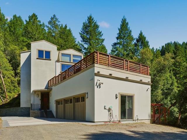 House for sale in Forestville, California