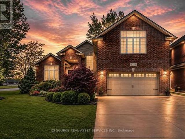 House for sale in Lakeshore, Ontario