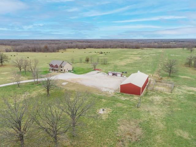 Farm for sale in Wheatland, Hickory County