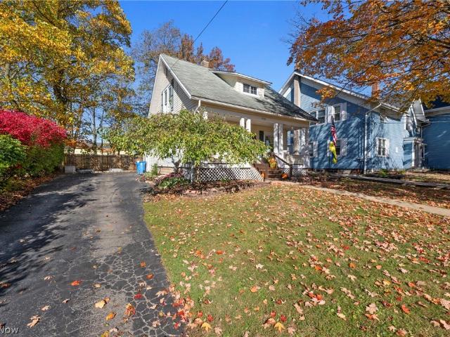 House for sale in Burton Village, Geauga County