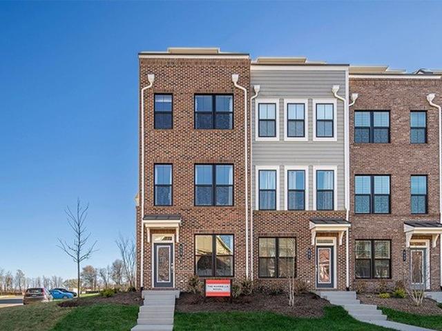 Townhouse for sale in Virginia