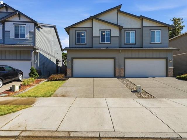 Townhouse for sale in Oregonia