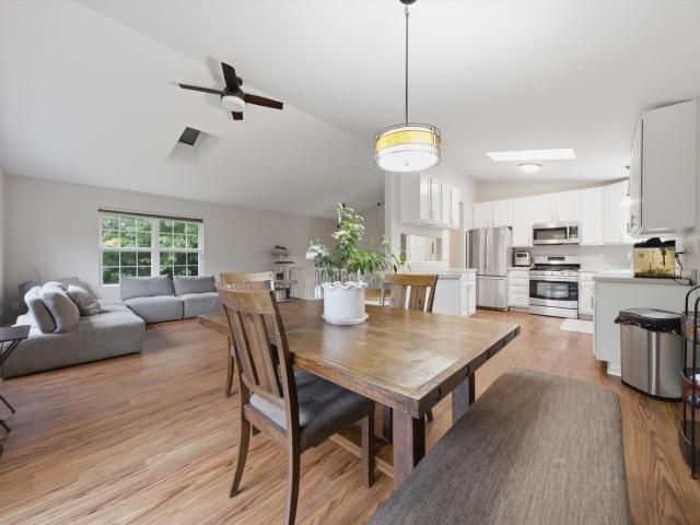 House for sale in Mchenry, Illinois