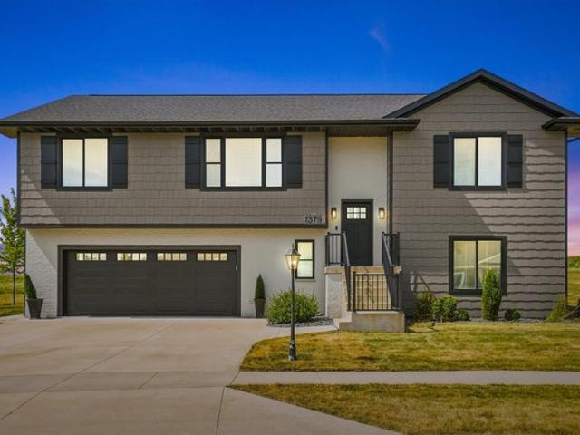 House for sale in Dubuque, Iowa