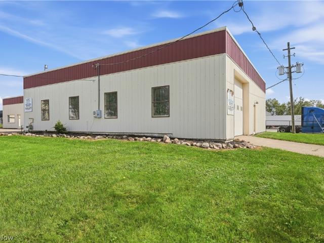 House for sale in Aurora, Portage County