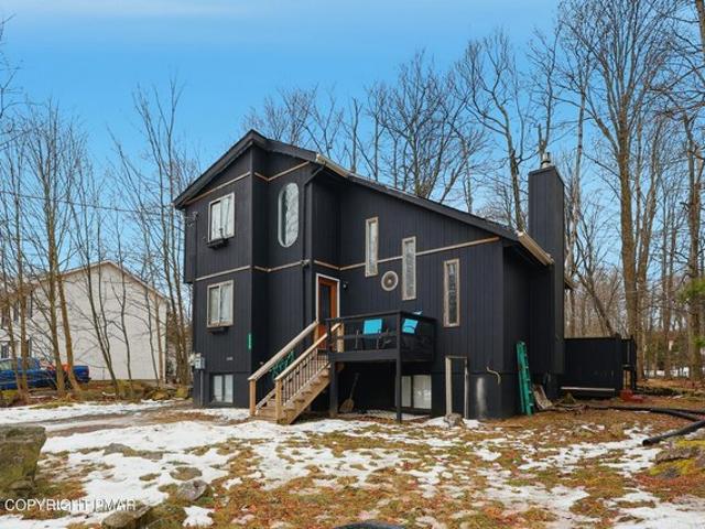 House for sale in Cresco, Pennsylvania