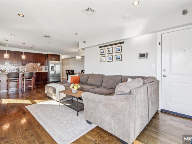 Condo for sale in Hudson, New Jersey