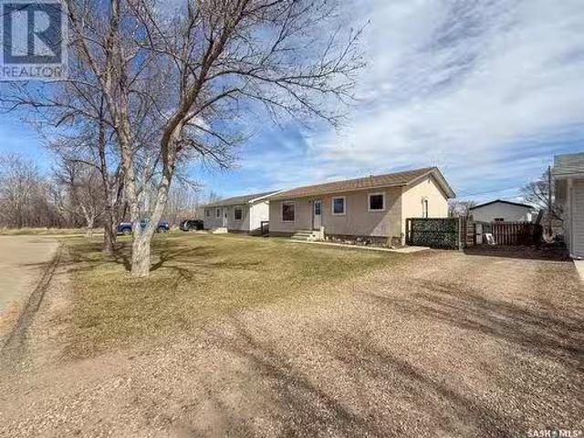 House for sale in Eastend, Saskatchewan