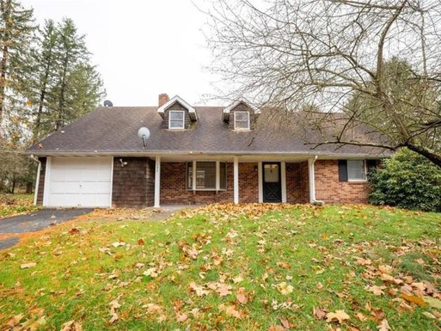 House for sale in New Florence, Pennsylvania