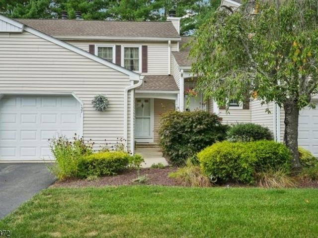 Condo for sale in Newton, New Jersey