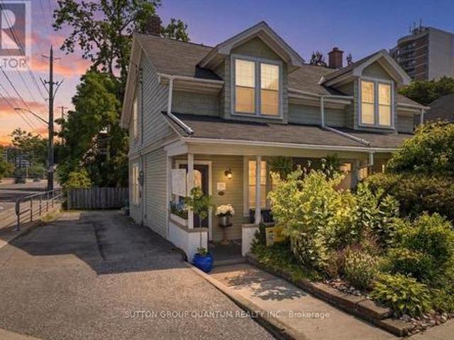 House for sale in Oakville, Ontario