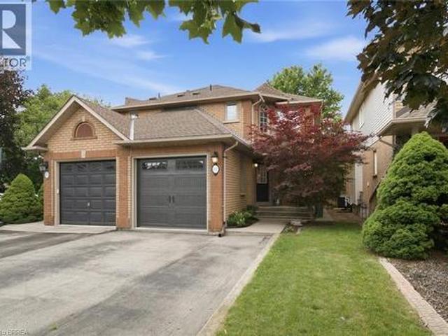 House for sale in Ancaster, Ontario
