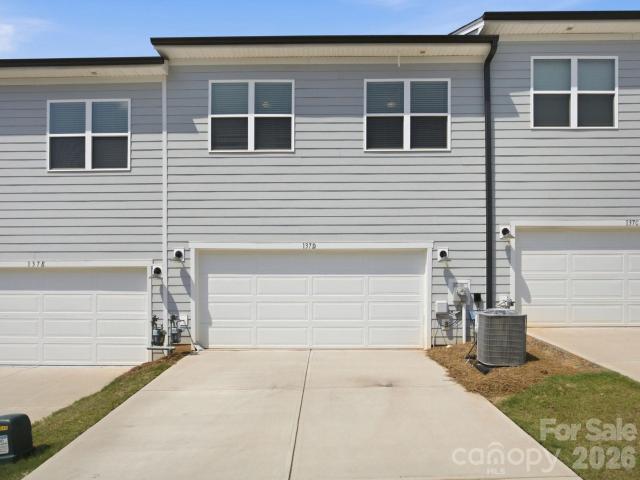 Townhouse for sale in Mooresville, North Carolina