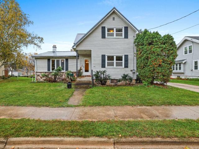 House for sale in Brillion, Calumet County