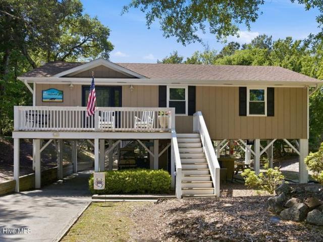 House for sale in Emerald Isle, North Carolina