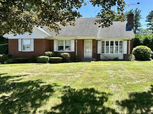 House for sale in Windsor Locks, Connecticut