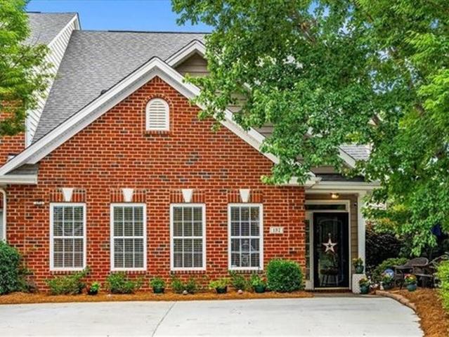 Townhouse for sale in Guilford, North Carolina