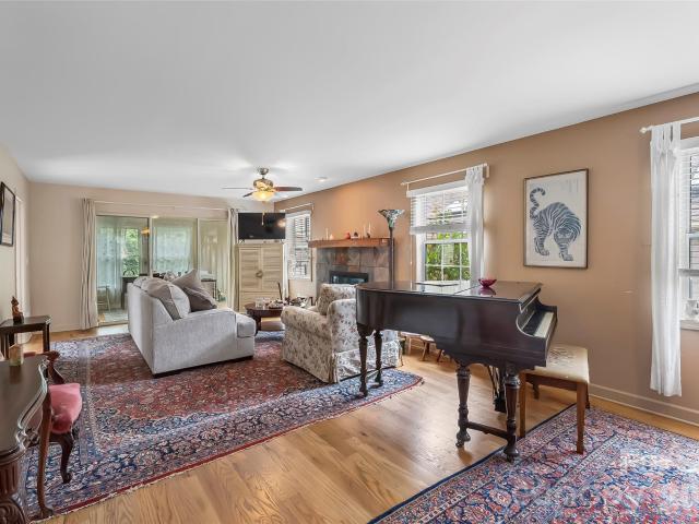 Condo for sale in Hendersonville, North Carolina