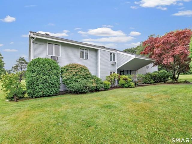 Condo for sale in Branford, Connecticut