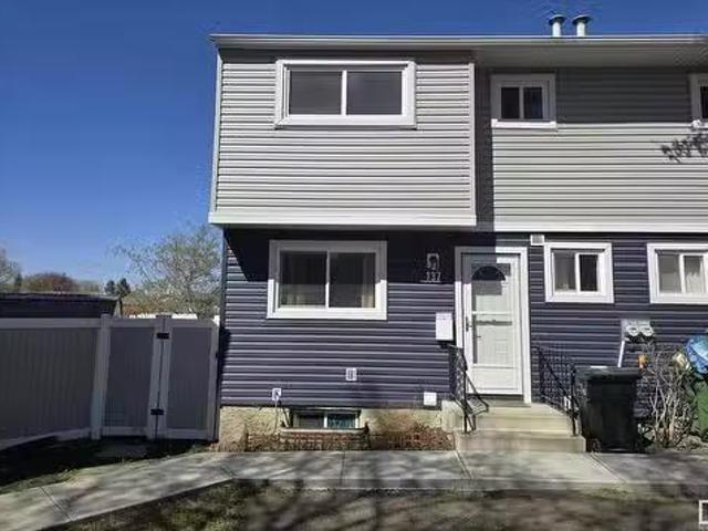 Condo for sale in Wedgewood, Alberta