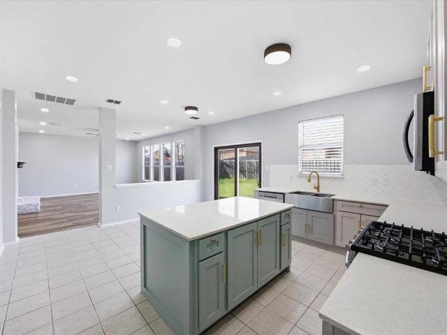 House for sale in Crowley, Texas