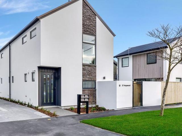 House for rent in Heathcote, Canterbury