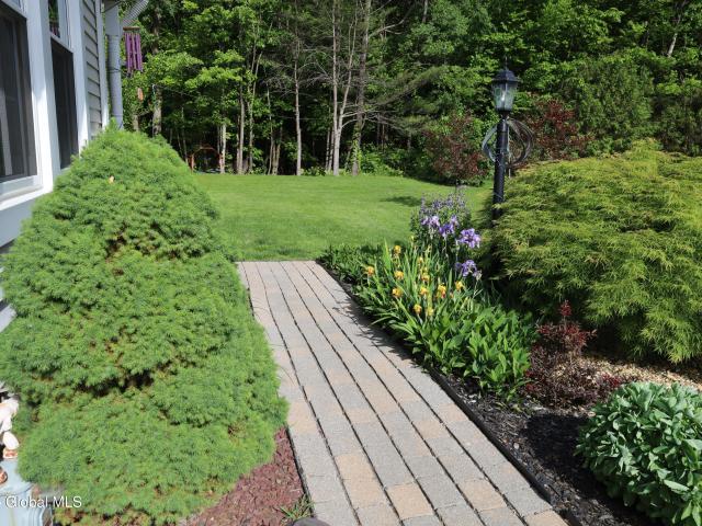 Townhouse for sale in Niskayuna