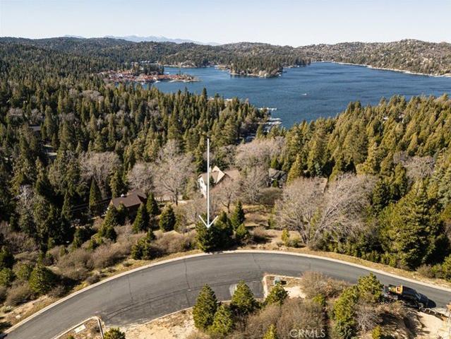 Condo for rent in Cedar Glen, California