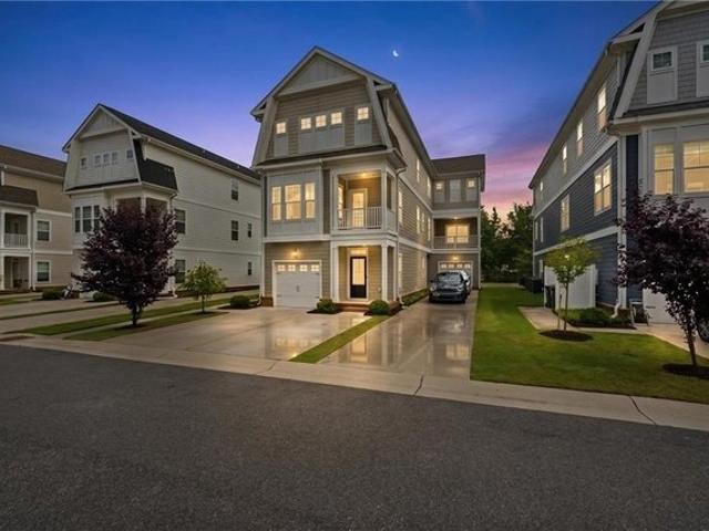 Townhouse for sale in Virginia