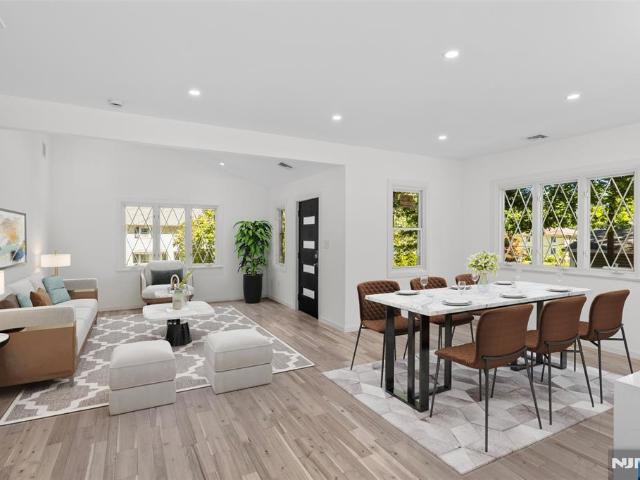 House for sale in Allendale, New Jersey