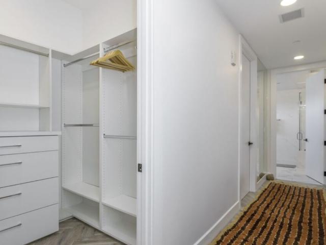 Property for rent in Canoga Park, California