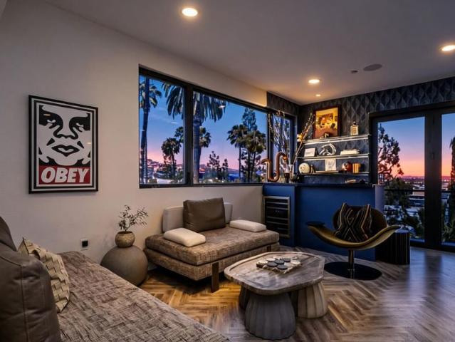 Property for rent in Canoga Park, California