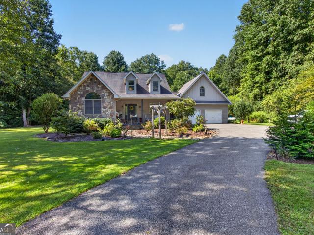 House for sale in Hiawassee, Georgia