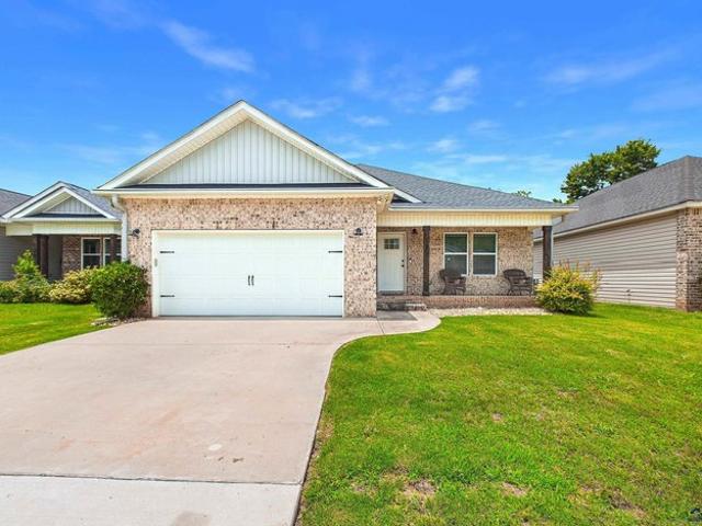 House for sale in Kathleen, Georgia