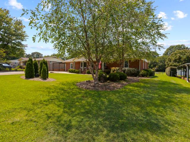 House for sale in Lyman, South Carolina