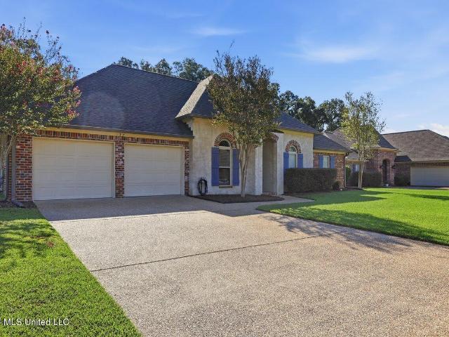 House for sale in Clinton, Mississippi